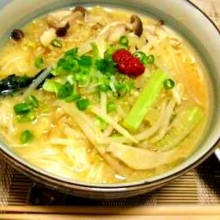 コクたっぷり☆豆乳ごま味噌ベジラーメン